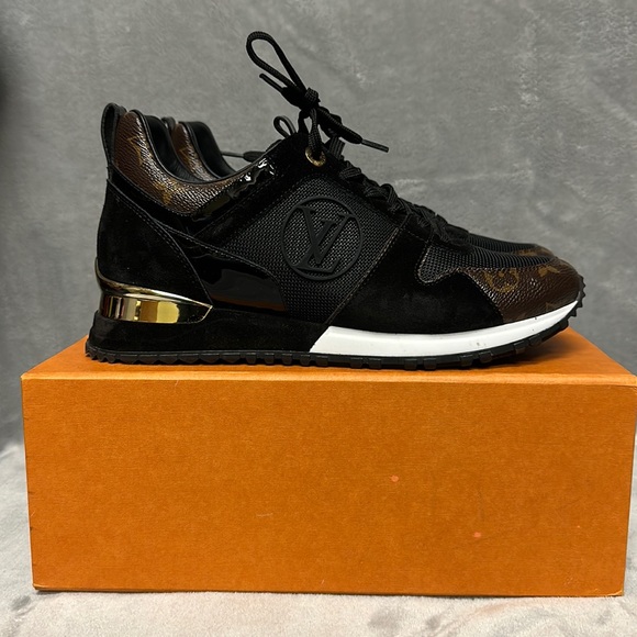 Louis Vuitton Run Away Sneakers Size 38 1/2 - Picture 2 of 8